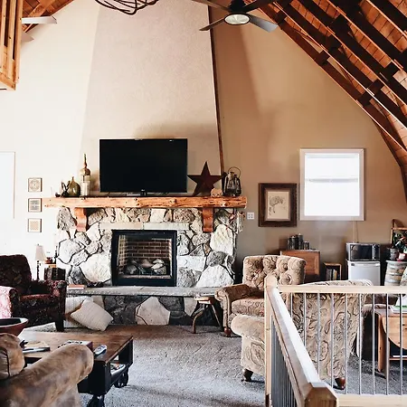 Country Barn B And B-2